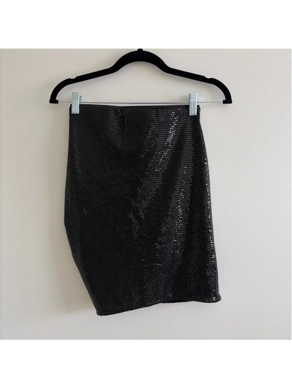 Women's H&M Black Sequin Ruched Mini Skirt XS - Picture 2 of 3
